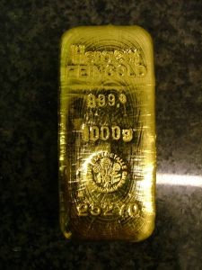 Gold-goldingot-bullion-61758-l